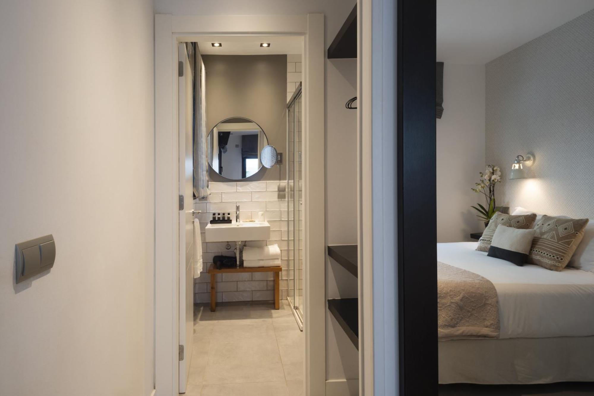 La Playa Suites Suances Room photo