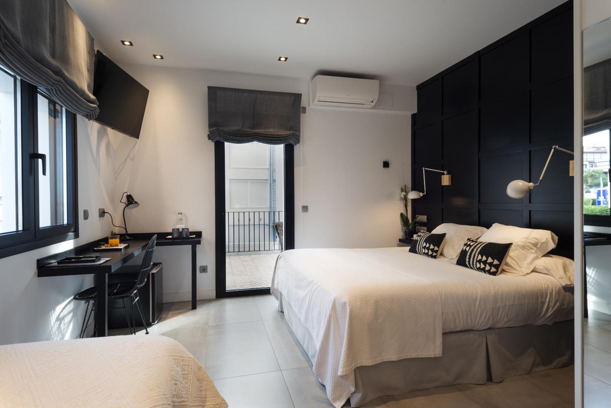 La Playa Suites Suances Exterior photo