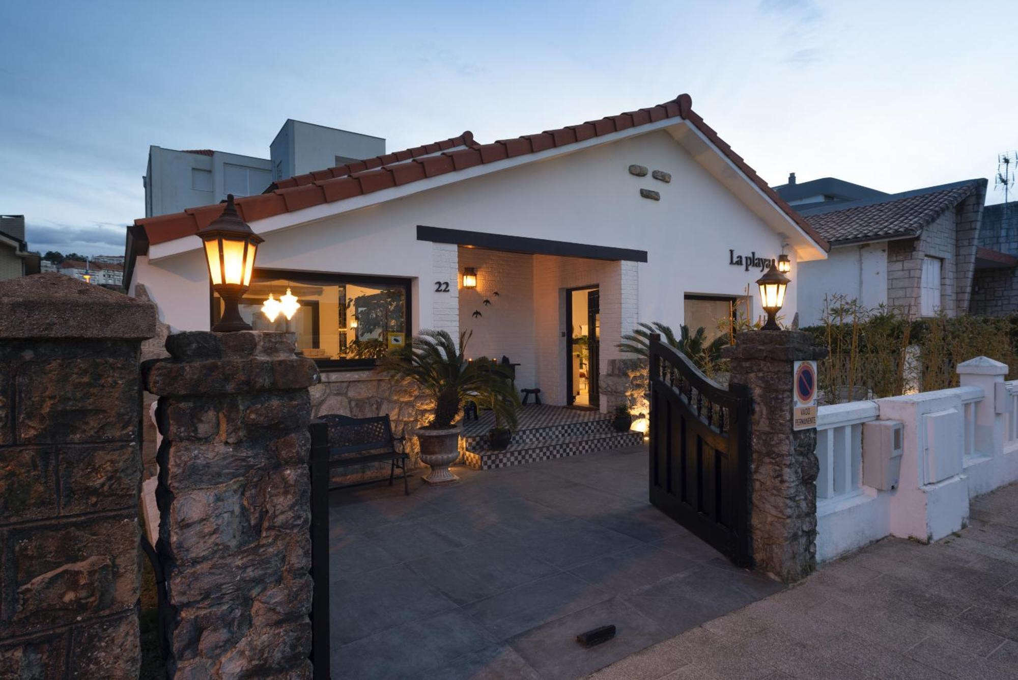 La Playa Suites Suances Exterior photo