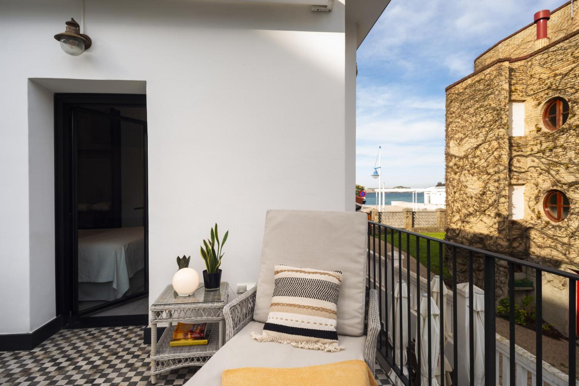 La Playa Suites Suances Exterior photo